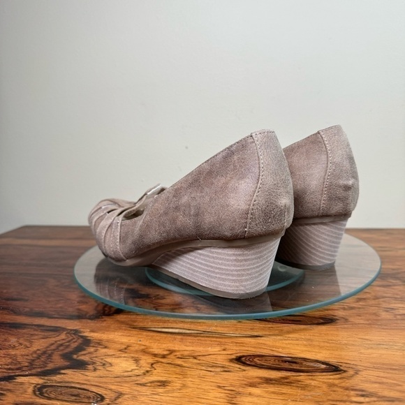 Dr. Scholl's Be Free Wedge Slip On Shoes - Picture 9 of 16